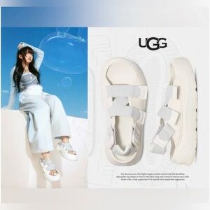 UGG Women's Stratus White Sandal Adjustable Straps EVA Foam Size 9  1152686